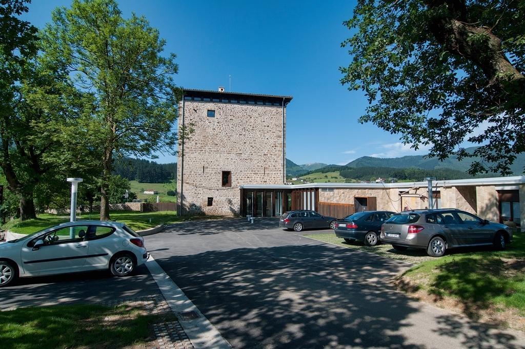 Hotel Torre Zumeltzegi Onate Exterior photo